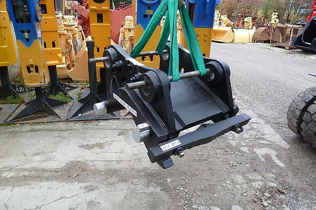 Bagger Sortiergreifer CW 45S Aufnahme Verachtert Cat store Kettenbagger